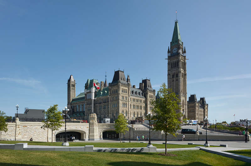 加拿大政府投资3亿加元用于土著、农村和偏远社区的清洁能源项目