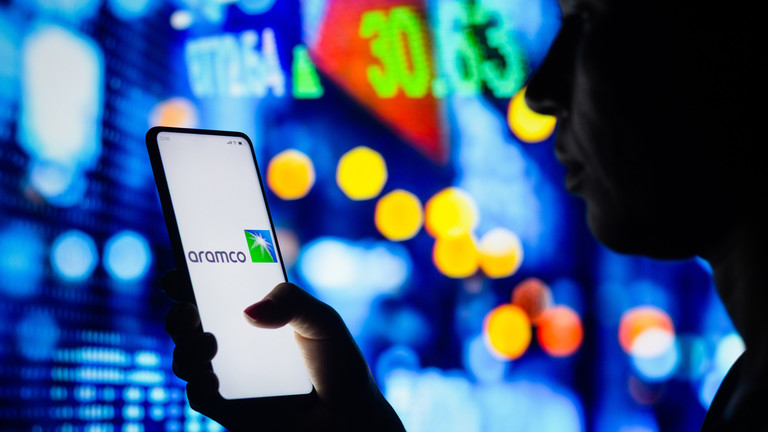 苹果不再是全球最有价值的公司