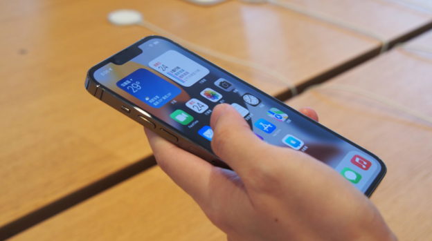 iPhone 加持、日本 5G 智慧手机占比破七成,价格朝低价化演进