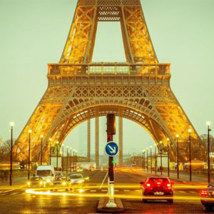 为什么说埃菲尔铁塔在移动？