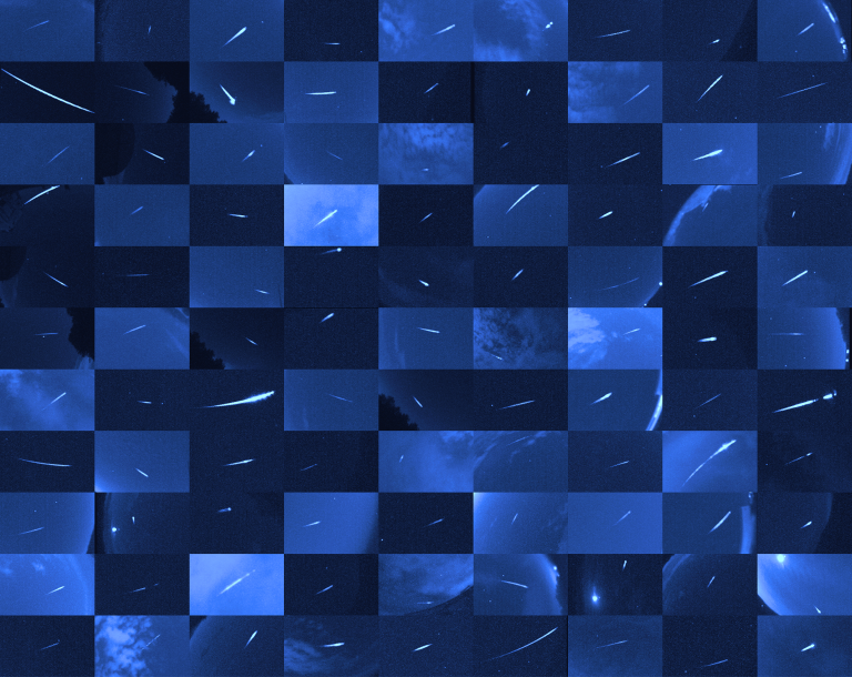 2013 年 4 月 30 日至 5 月 8 日凌晨观测到的宝瓶座流星雨的 99 张图像，使用蓝色滤镜组成的流星马赛克。
