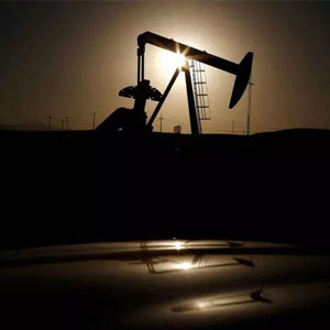 随着欧盟制定俄罗斯石油禁令，油价因供应紧张而攀升