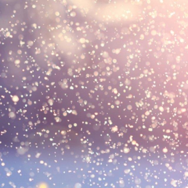 冰和水都是透明的，那为什么雪看上去就是白色的？