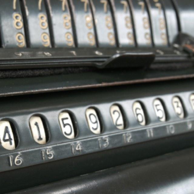 如何用组合数学证明 (n²)! 能被 (n!)^(n＋1) 整除？