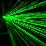 为什么激光光束（或其反射）会看起来有颗粒感？