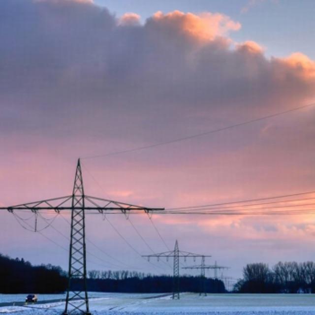 为什么长途输电不采取低压高电流?