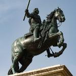 在商朝活人祭祀甚至王族食人真的是一种常态吗？