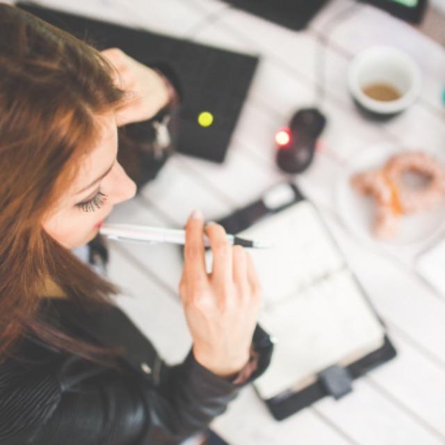 身体的强烈运动为什么会改善脑的智力？