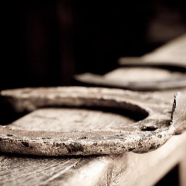 如果人的脚进化成蹄子会怎么样？