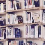 为什么其他三大名著的电视剧口碑都是老版毫无悬念压过新版，唯独《水浒传》存在 98 版和 11 版的争议？