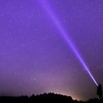 为何光速与任何速度叠加，得到的仍然是光速？没有参考系还能得出光速吗？