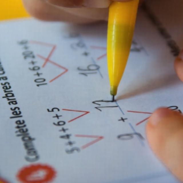 除了 π,e,0.618,还有没有其他一些有特殊意义的数?