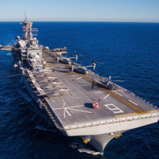 既然航母的甲板那么小都可以起降飞机，为什么军用机场还要占那么大的地呢？