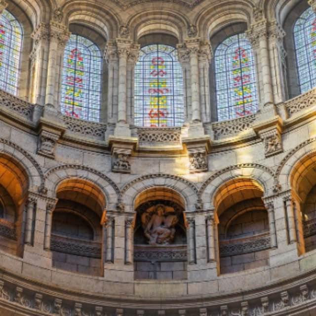 2024 巴黎奥运会里开幕式中出现的十座女性雕像，都是哪些女性？她们都有哪些故事？