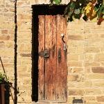 石狮子嘴里的球是怎么放进去的?