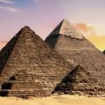 为什么埃及金字塔能耸立 4600 年？
