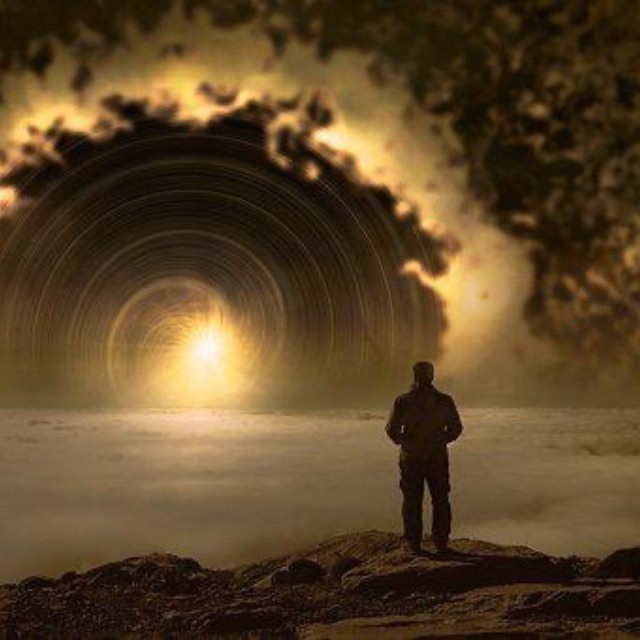 为什么做梦时大脑生成的梦境世界如此宏大且真实，而清醒时大脑内存却这么低？