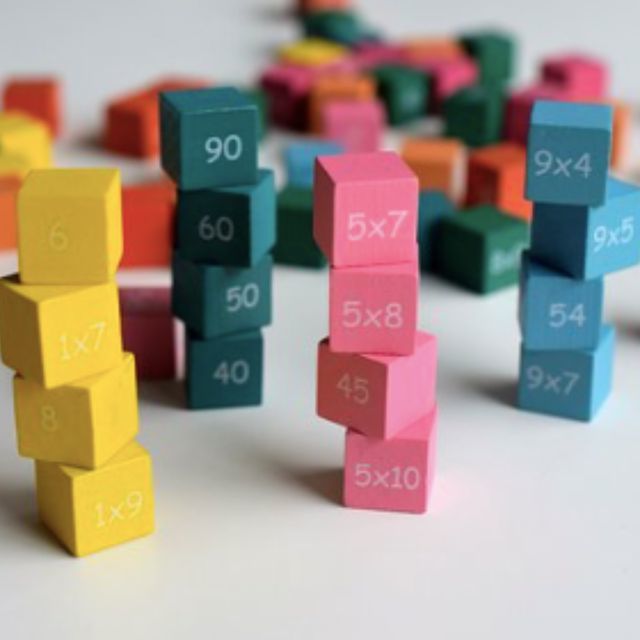 数学中有哪些巧合让人眼前一亮？