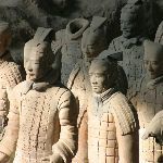 秦朝的士兵真的像兵马俑一样平均身高 1.8 米吗？