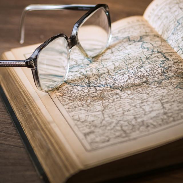 博士生导师要给每个博士生一个题目，他哪来那么多题目？