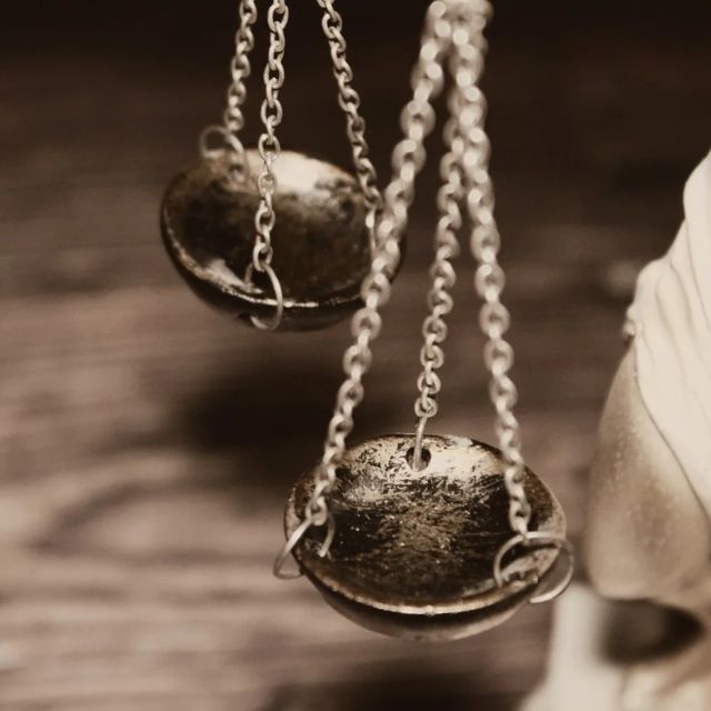 有哪些经典的法律漏洞？