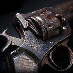 古代和近代战争中，黑火药所需的硝石是哪里来的？