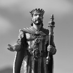 国王的妻子是Queen，为何女王的丈夫不是King？