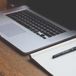 把一个视频文件后缀改成 txt，得到是一串代码，那么反过来，有没有一种规律，编写一段代码然后生成视频?