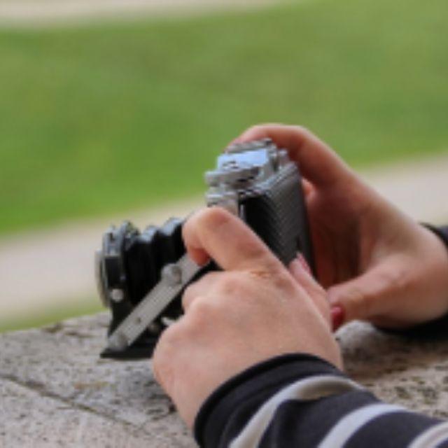 为什么胶片的画质这么好,我们平时看到的老照片却都很模糊呢?