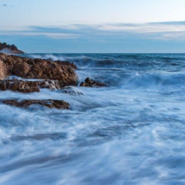 如果大海长时间的,完全的平静下来,不再有波涛,会对地球或者生态环境有什么影响么?