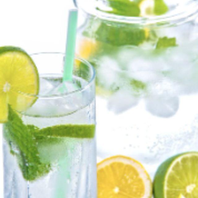 「凉白开」这类饮品，真的是把水煮开再罐装的吗？