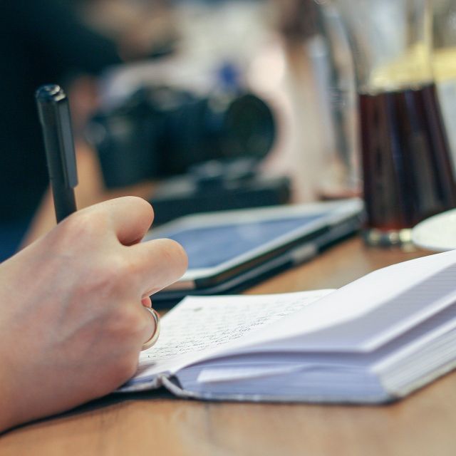 科研大牛们怎么读文献？