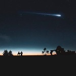 地球为什么能安然穿过彗星的尾巴？