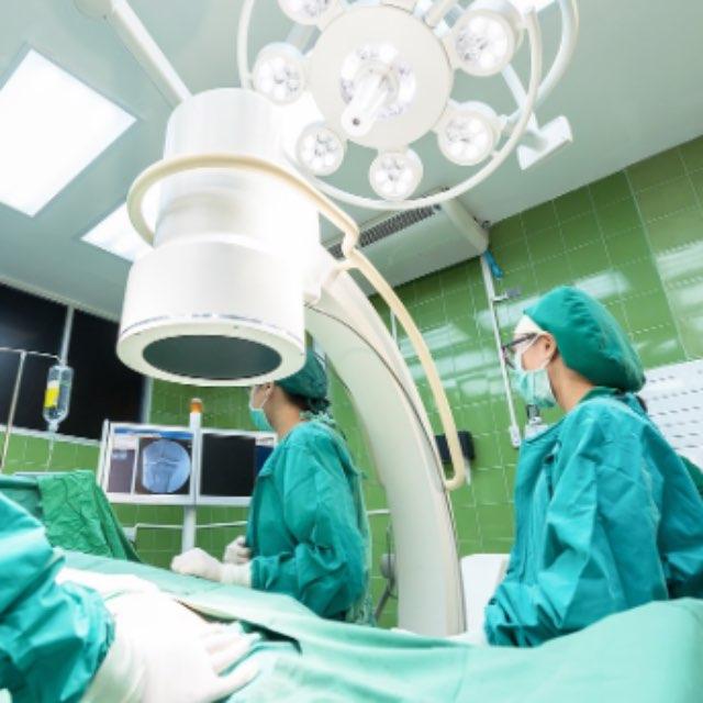 小事 · 在过去的岁月里，你经历过怎样的故事足以温暖你的余生？