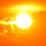 既然核聚变的条件那么苛刻，为什么太阳天然的就能发生聚变反应？