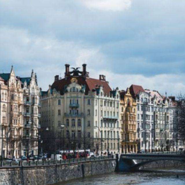 有哪些建筑看上去让你觉得很吃惊？