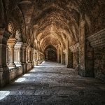 中世纪的教士是如何敛财和升职的？