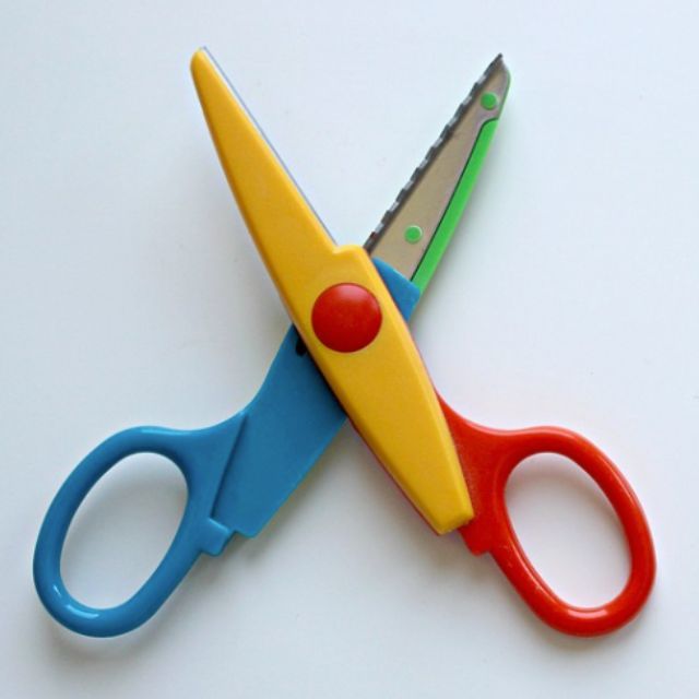 女子剪掉丈夫下体被处罚款 200 拘 10 日，警方称视伤情结果定是否立刑案，如何看待？