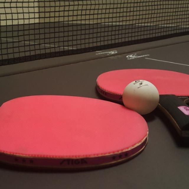 乒乓球运动员为什么不利用下旋，让球刚过网落板，就往回跳撞到网，从而胜出？