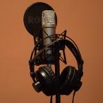 为什么德律风最后变成了电话，而麦克风一直保留下来？