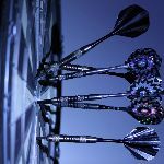 不少街机背景都发生在 2020 年，看来是高估了三十年后的科技