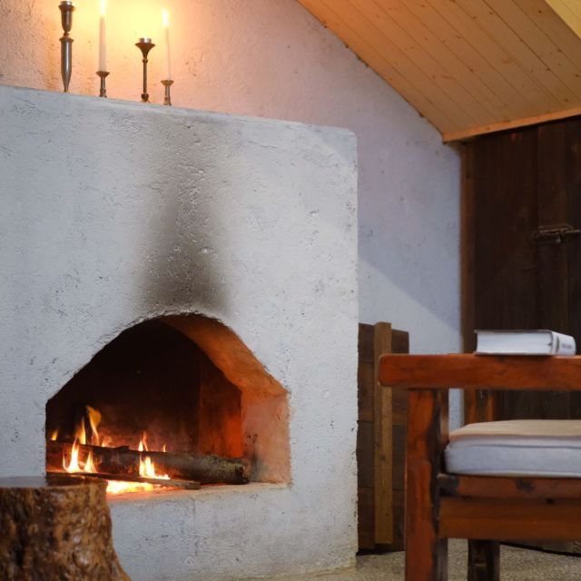 为什么不选择留在农村生活，自给自足每天花销够用就好？