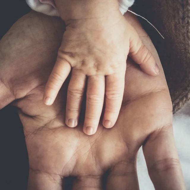 小事 · 「钱不够打电话，千万不要省吃的」