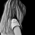 人真的会因为极度悲伤和绝望而一夜白头吗？