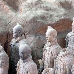 秦朝不是「嬴」姓么，那么公子扶苏和胡亥为什么不姓嬴？